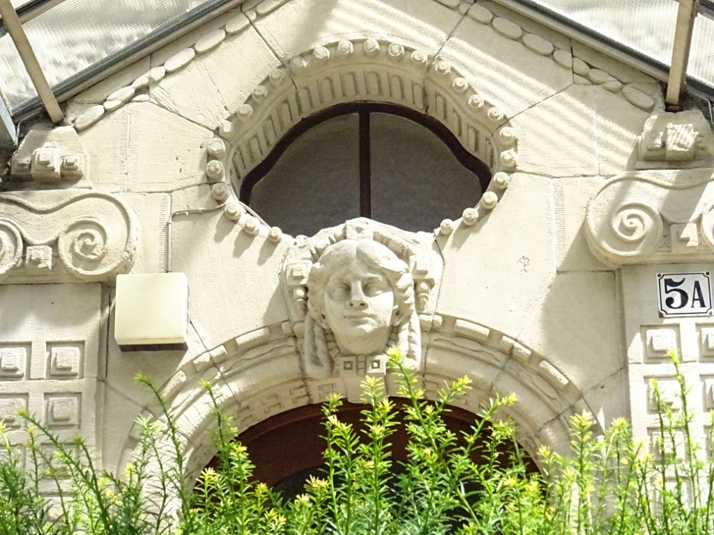 Blick nach oben – Fassaden ~ Gründerzeit: Bad&nbsp;Cannstatt